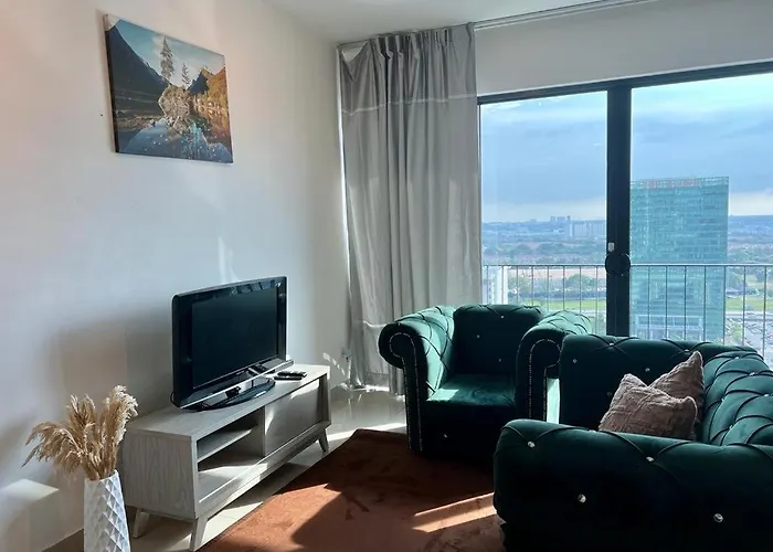 Welcome Suite At Trefoil Setia Alam